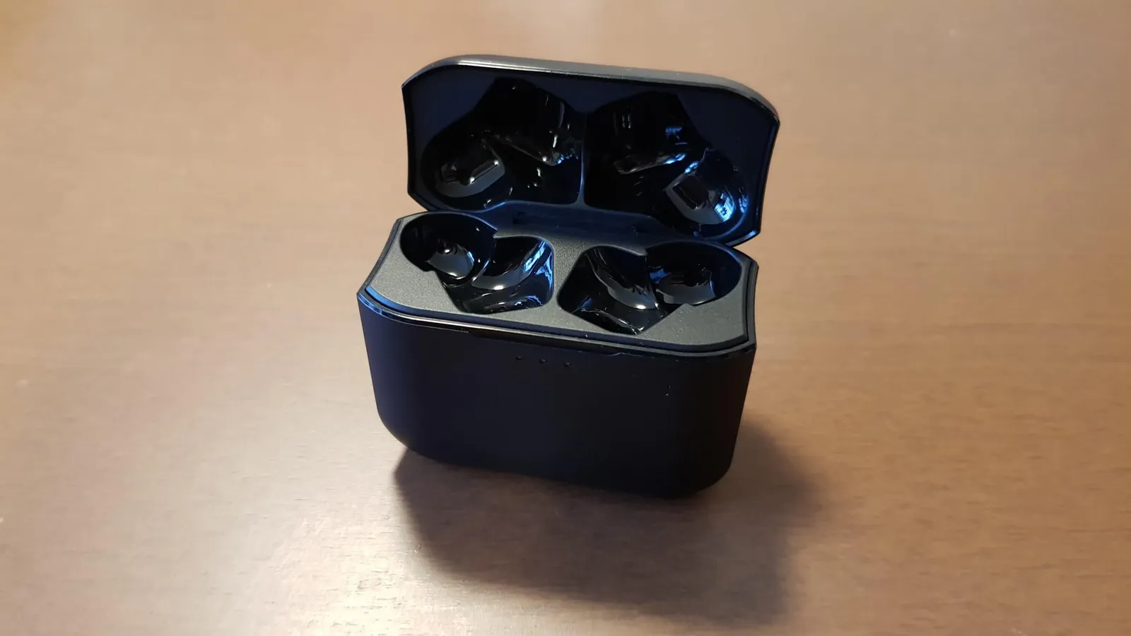 jpride-tws-520-case