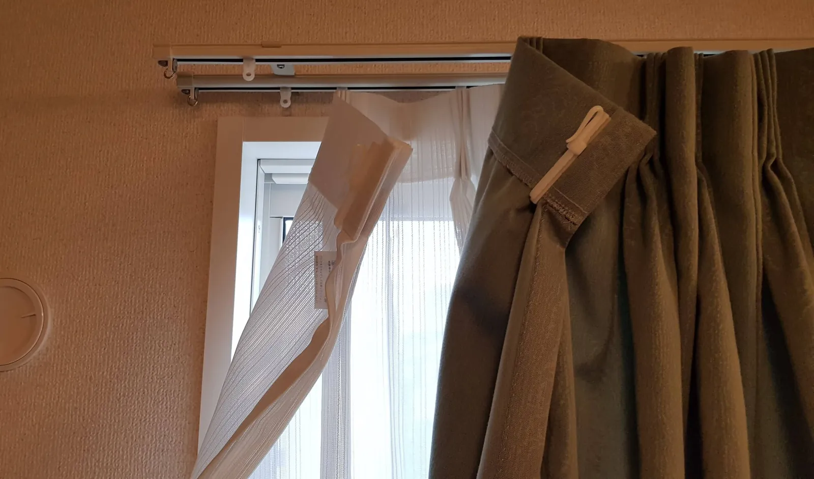 mezamashi-curtain-mornin-23