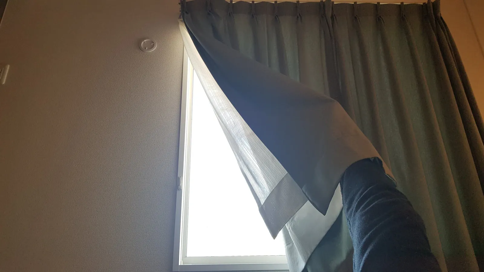 mezamashi-curtain-mornin-51