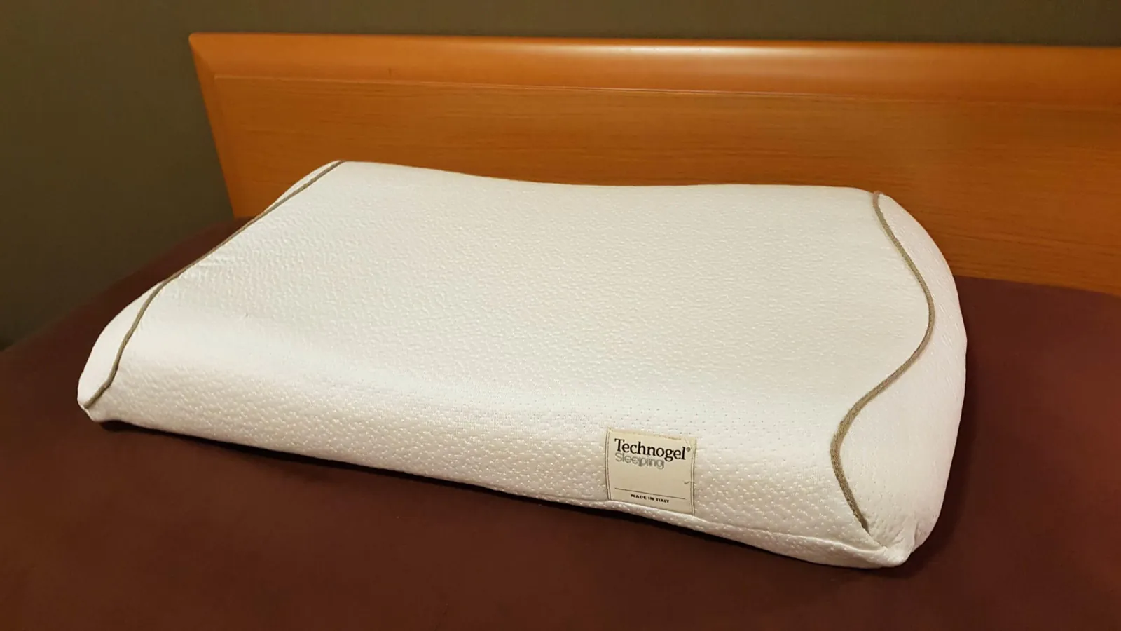 technogel-pillow-main-view-1-1