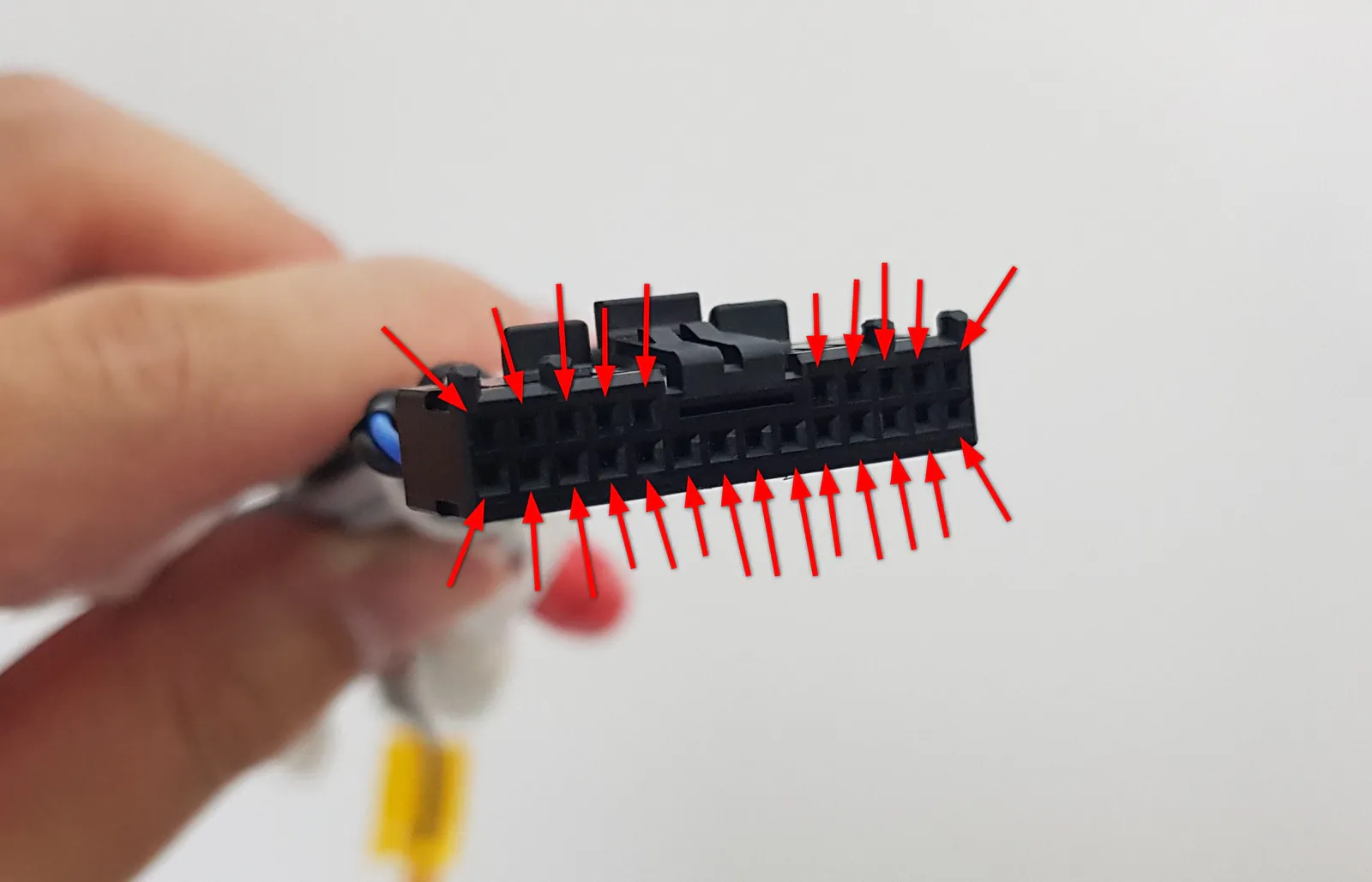 connector-example-24pin