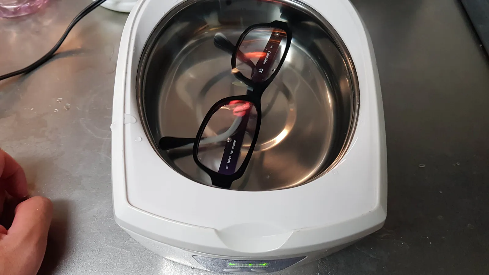 ultrasonic-cleaner