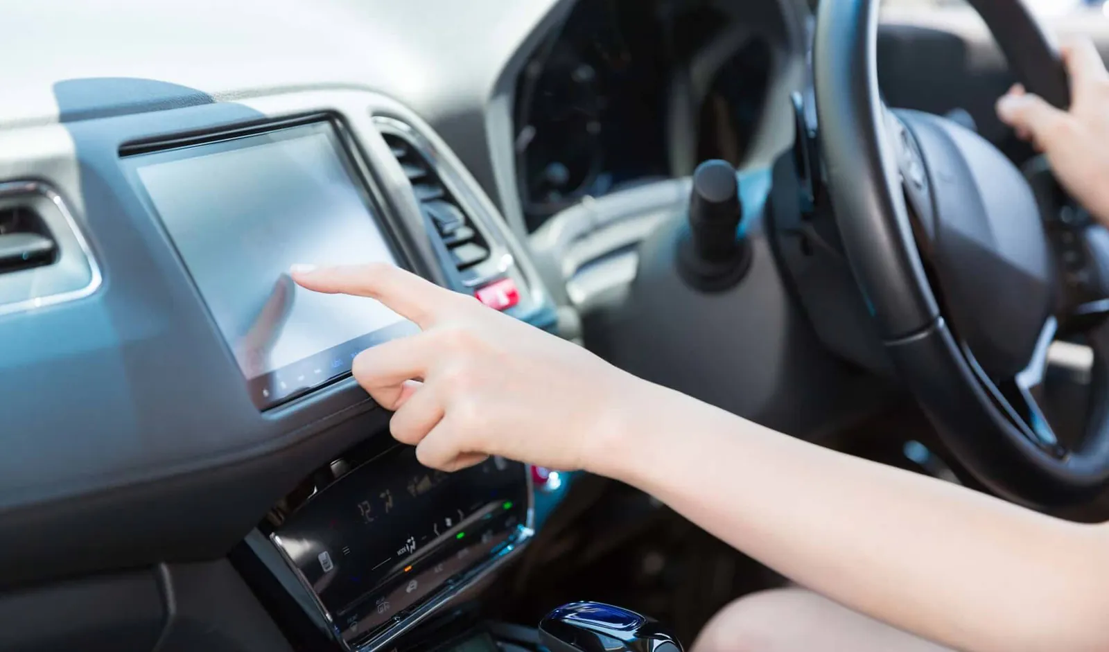 car-navi-input-hand