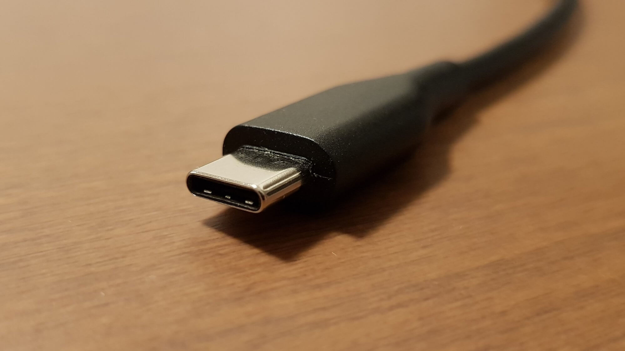 usb-type-c-cable-photo